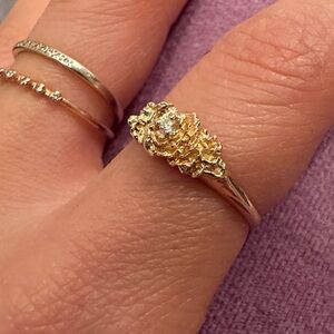 Laurie Fleming Old Garden Rose Signet Ring size 6 CATBIRD floral gold ring 14K